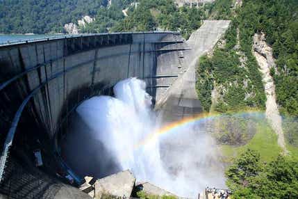 【東京駅・上野駅・大宮駅・高崎駅発】 「山と川の幸」in信州×「キトキト海の幸」in富山　「黒部峡谷トロッコ列車」「上高地」「立山黒部アルペンルート」3日間