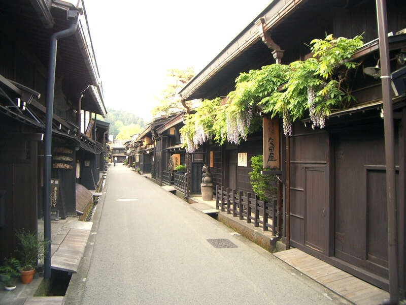 【群馬県内発】 春爛漫の古都・金沢に宿泊！ 世界遺産・白川郷＆飛騨の小京都・高山 ２日間2