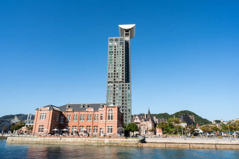 【愛媛県内発】 河内藤園「藤のトンネル」 と門司港レトロ ２日間2