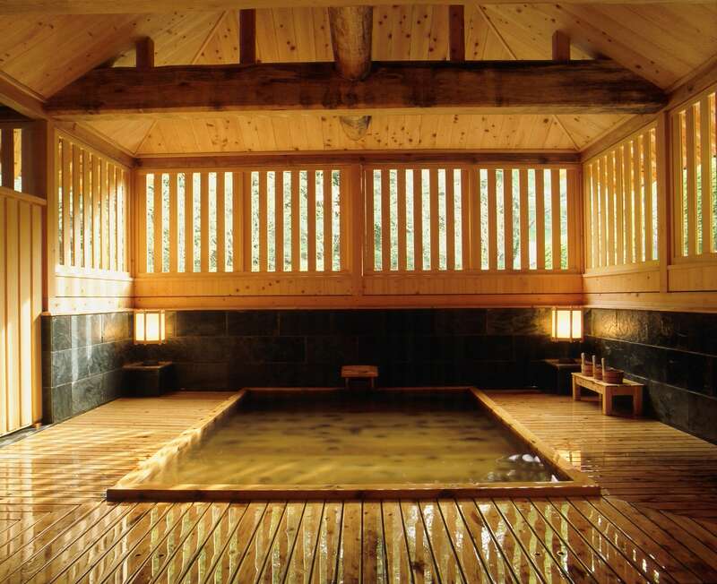 【福島県内発】 忘年懇親会　四万温泉たむら　と　あしかがフラワーパーク「光の花の庭」2日間3