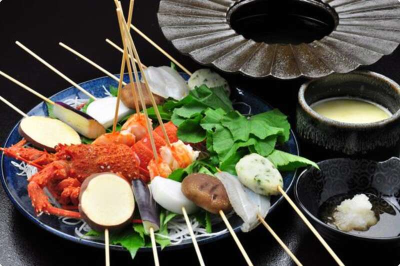 【勝田駅・水戸駅・土浦駅発】 ＜あなたの街の乗車駅から出発＞東京から約2時間の椿と桜の島旅！伊豆大島・三原山 絶景スポット 大島温泉ホテル 2日間3