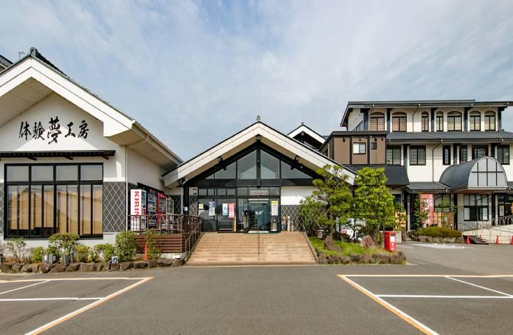 [名古屋発]日本海で8種類から選べる蟹メニューの昼食といちご狩り！日本遺産の北前船寄港地・船主集落を語り部がご案内！小牧かまぼこや越前そばの郷など北陸の美味しいものがいっぱい詰まったグルメ旅♪2