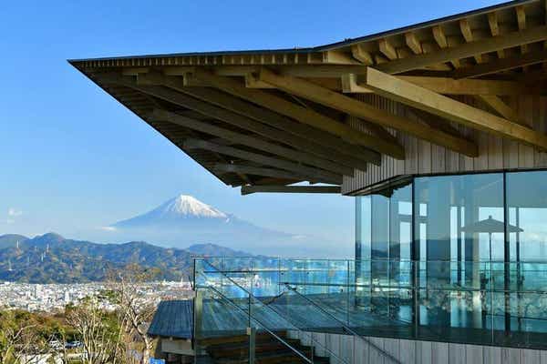 【千葉県内発】 1泊3食付！富士山眺望 東海道グルメ旅 ～紅葉の大井川鐵道ＳＬ列車と日本平夢テラス・三保の松原～２日間3