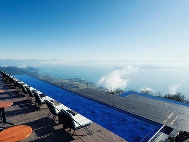 中部発　日帰り　去年ＯＰＥＮのたねやの新施設！　びわ湖テラスと地上３７階の絶景ランチブッフェ＆三井アウトレット滋賀竜王