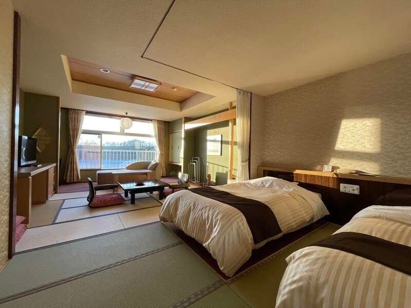 【群馬・栃木県内発】 ２つの助成金を活用！秋シーズンに行く！ひがし北海道･充実の３日間　釧路湿原・知床・阿寒湖・摩周湖・網走15景めぐり3