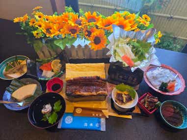 【大阪府内発】 国産活うなぎを丸々１尾使ったうなぎフルコース　滋賀　日帰り