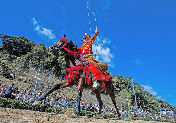 椅子観覧席から見る武雄の流鏑馬奉納と佐賀牛vs伊万里牛約100g食べ比べ1