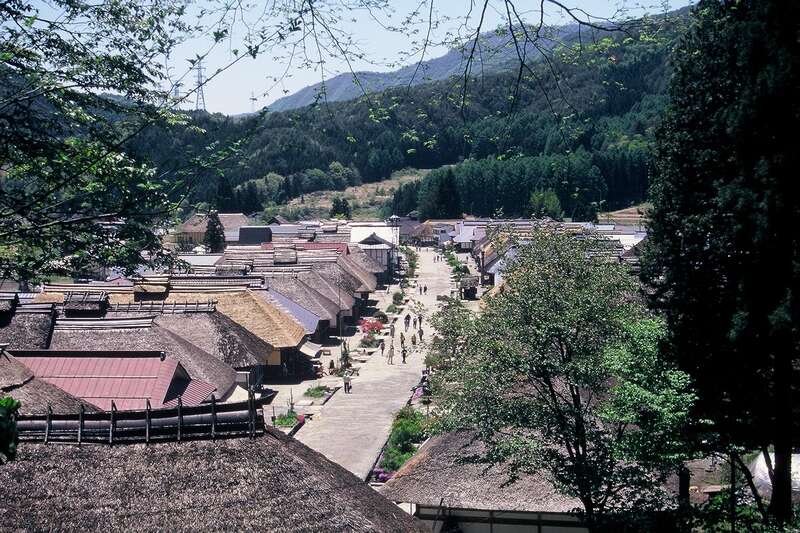 【新千歳空港発】 宮城鳴子・会津東山・山形蔵王３県名湯めぐりと日本三景松島・本場で米沢牛すき焼きのご昼食 南東北みどころぐるっと周遊(４日間)3