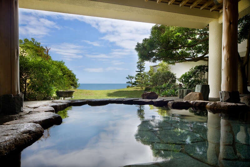【JR福山駅発】アオアヲナルトリゾートに泊まる！大塚国際美術館と淡路島 ２日間2