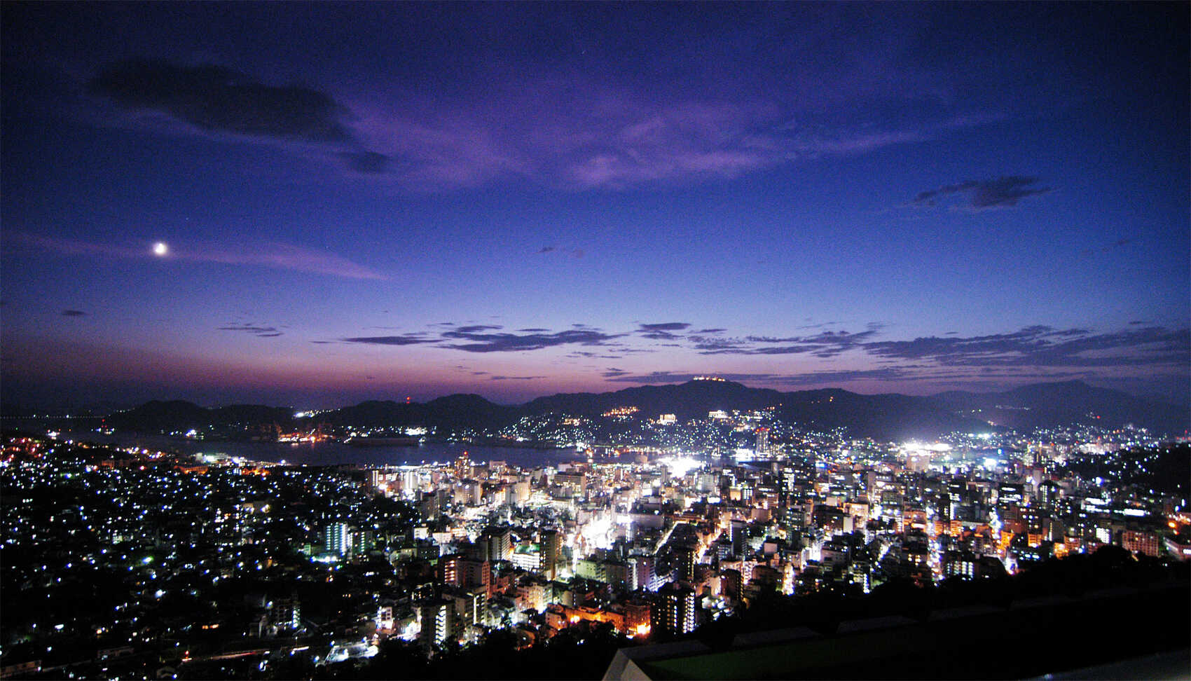 【羽田空港発】 ちょっぴり観光付き！ 長崎フリータイム３日間2