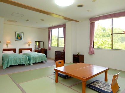 朝発バス/ゆうリゾートホテル（本館）・1泊リフト券付（利用日数選択）2