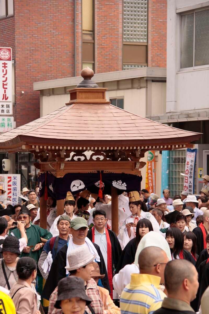 【福岡県内/小倉発】 往復フェリー利用　高野山・青葉まつりと奥之院めぐり３日間2