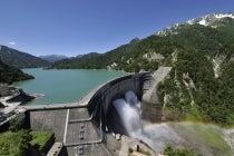 【金山駅発】〔遊山〕＊２泊7食付き＊『立山黒部アルペンルート通り抜けと、 黒部峡谷トロッコ電車を巡る感動の3日間』2