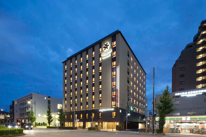 【青森空港発】 さくら舞い散る古都京都～古都を彩る桜と7つの世界遺産を楽しむ旅へ～（３日間）2