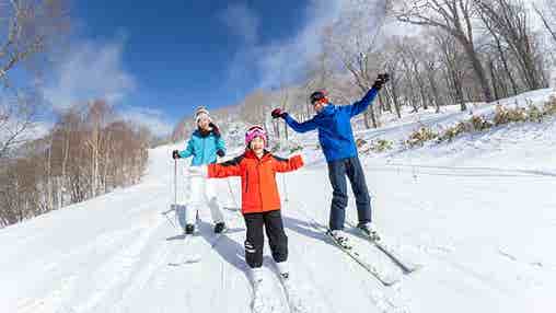 【新宿朝発】ぶっとび!日帰りスキー&スノボ|たんばらスキーパーク(リフト券付)