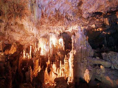 ■石垣島鍾乳洞　入洞付き　組合せ自由自在の人気ツアー！　石垣島・竹富島・西表島ホテルチョイスプラン　4泊5日