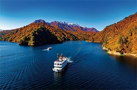 奥只見湖遊覧船＆苗場ドラゴンドラ＆清津峡 秋の越後絶景めぐり2