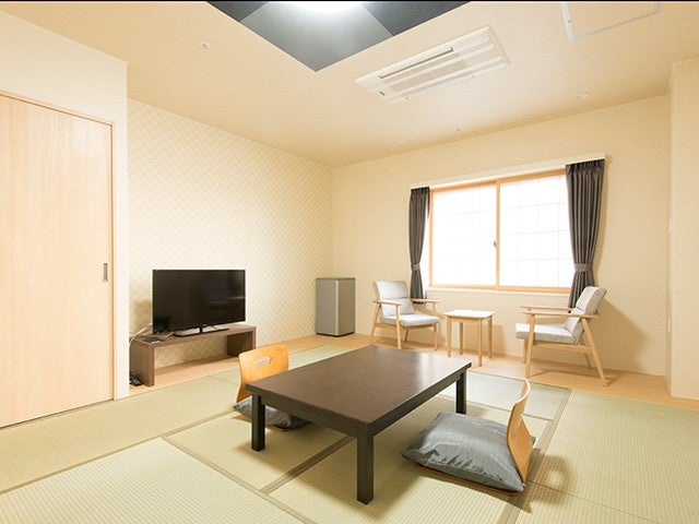 ■【早割60！出発60日前までのお申込み限定プラン♪】≪函館空港利用≫津軽海峡を目前に望む海岸沿いに立地！イマジン ホテル＆リゾート函館指定1泊2日（夕朝食付/フリープラン）2