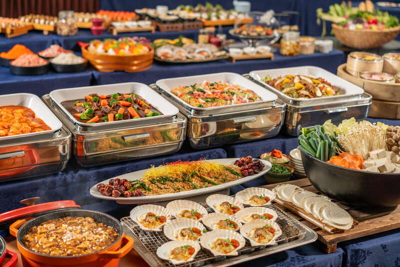 【宮城県・新幹線駅（仙台駅・白石蔵王駅・古川駅・くりこま高原駅）発】 弘前城天守曳戻し体験と豪壮な山車が彩る三沢まつり（2日間）2