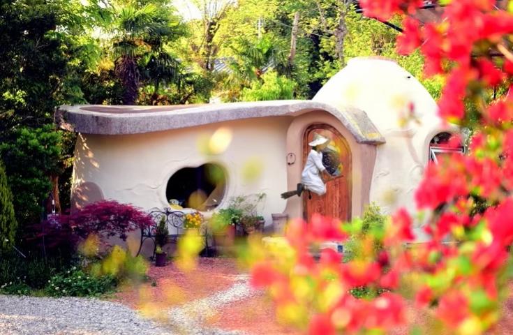 【愛犬同伴プラン】(4/25)[特別企画]まるで魔法の異世界空間でプロカメラマンと貸切撮影会♪わんちゃんとピクニック気分で里山を満喫！オプション追加でわんちゃんの写真が撮りやすくなる!?こころのシートも付いた日帰りvipわんツアー！1