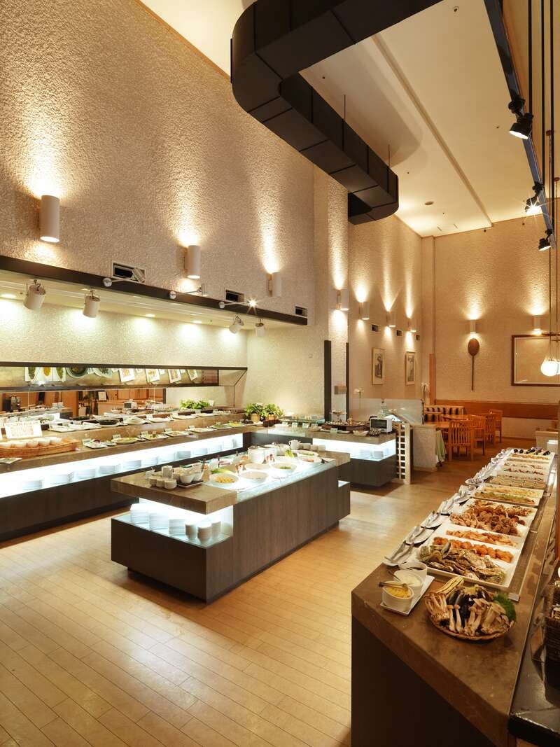 【旭川エリア発】 上湧別チューリップと『サロマ湖鶴雅リゾート』ランチビュッフェ（日帰り）2