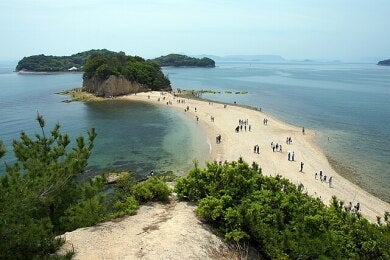 紅葉の小豆島ゆったり過ごす2日間～名勝・寒霞渓の空中散歩＆海の道の渡し舟～2