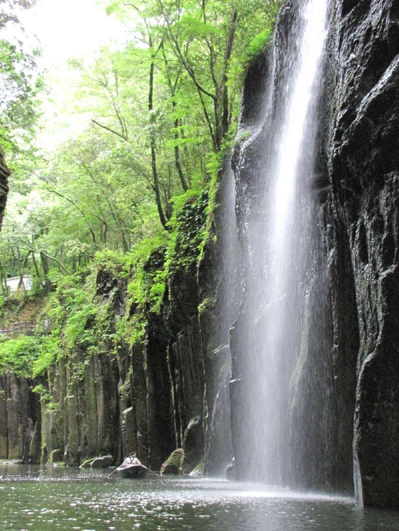 【釧路空港発】 爽やか九州　阿蘇草千里・高千穂峡・湯布院・天空の散歩道（3日間）2