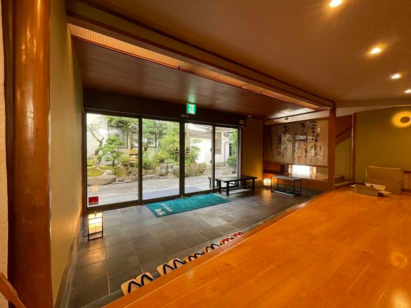 【（特急きのさき利用）京都駅・二条駅・亀岡駅・園部駅・綾部駅発】【個人プラン/列車＋ホテル、夕・朝２食付き】城崎温泉『湯宿ささくら』２日間2