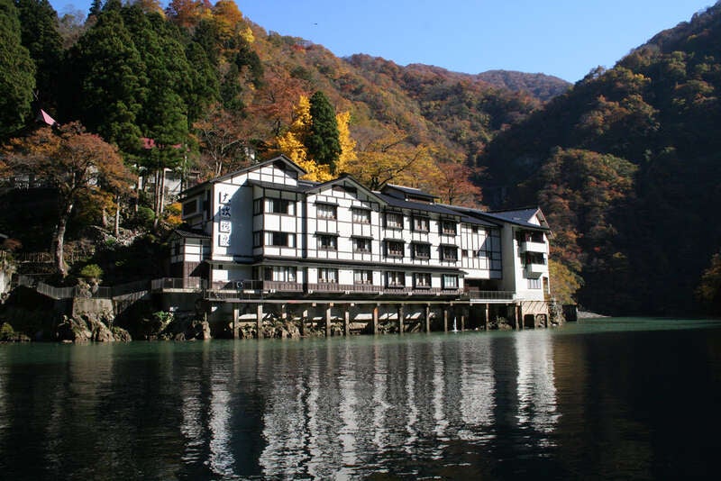 東京発】大牧温泉 日帰り・宿泊 ツアー 50,500円〜