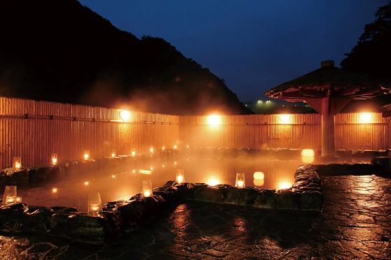 【福岡発／1泊2日】 温泉番付 西の横綱湯原温泉と 山陰山陽開運めぐり ～最上稲荷・金持神社・宇倍神社～ 牡蠣食べ放題＆カニしゃぶ～冬の味覚も満喫～3