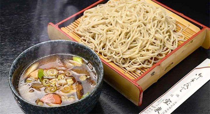 ＜新宿発・西船橋発＞ 日本三名瀑・紅葉に染まる袋田の滝 と 絶景！大パノラマの渓谷美・竜神大吊橋　 ～新入荷！常陸秋そば使用「名物・つけけんちん蕎麦」の昼食付き♪～3