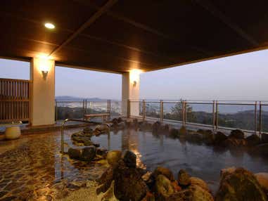 絶景のお宿にご宿泊！絶景の温泉ミステリーツアー2日間【藤井寺・五位堂・橿原神宮・大和八木発】