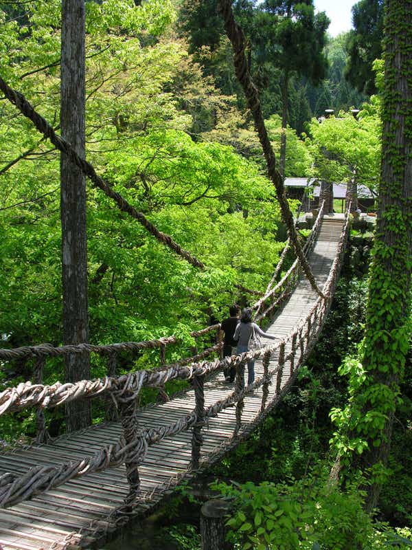 【京滋エリア発】 加賀温泉郷 片山津温泉 名旅館「佳水郷」たっぷり約16時間滞在と海の幸をふんだんに使用した「選べる玉手箱ランチ」 2日間3