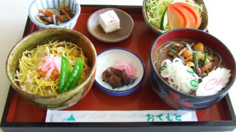【東京都内発※町田を除く】 夏休み特別企画！筑波山ロープウェイ運転室見学と カブトムシ又はクワガタ1匹採り体験 日帰り3