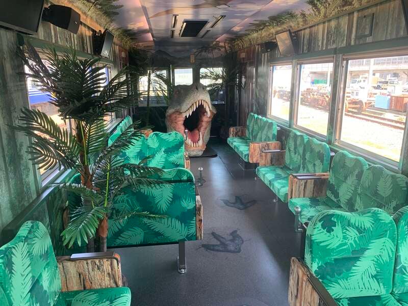 【東京駅・大宮駅発】 「福井県立恐竜博物館」「化石発掘体験」「くずりゅう化石ラボ」「恐竜装飾駅（九頭竜湖駅）」　 恐竜王国「福井県」決定版　2日間3