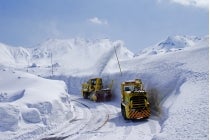 【名古屋駅発】＊日帰り軽昼食付き＊『立山　雪の大谷日帰りプラン』3
