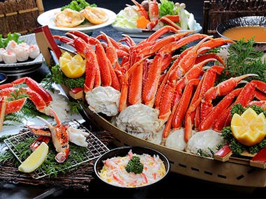 関東発 日帰り 蟹食べ放題・いちご狩り30分・伊香保温泉散策でときめく一日