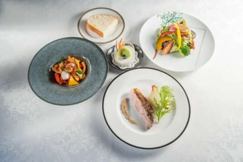 【JR福山駅発】淡路島　びわ狩り食べ放題　日帰り2