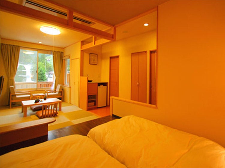 朝発バス/野沢グランドホテル・1泊リフト券付（利用日数選択）2