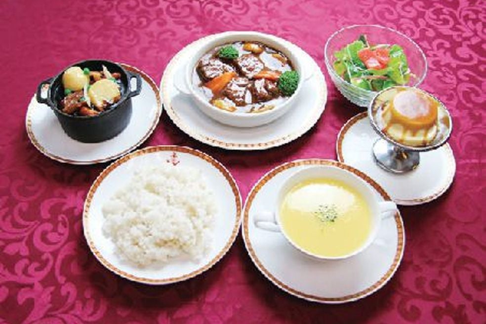 ＜京都＞舞鶴 海軍ゆかりの港めぐり遊覧船と海軍料理松榮館のレトロな洋食ランチ【垂水･名谷･西鈴蘭台出発】2
