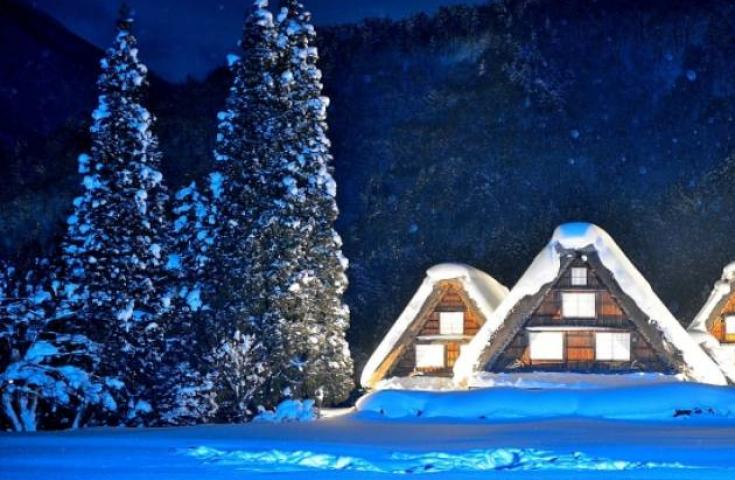 [名古屋9時発]期間限定！！2026年「世界遺産・白川郷ライトアップ」と高山古い街並み散策！お食事は古民家レストランで絶品の世界遺産定食をご堪能！2