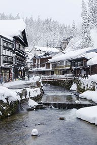 神戸空港集合
銀山温泉と麩料理のご昼食