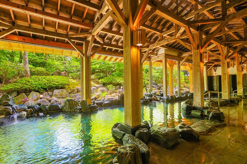 【東京駅・上野駅・大宮駅・宇都宮駅発】 磐梯山温泉ホテル by 星野リゾートに17時間滞在！みちのく紅葉絶景めぐりとオールインクルーシブホテル「TAOYA秋保」ご宿泊３日間2