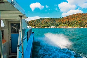 琵琶湖一望の天然温泉でゆったり入浴 特選近江牛ランチと紅葉の沖島上陸クルーズ3
