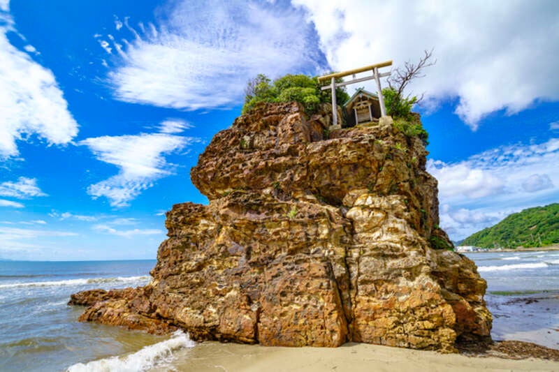 【東京駅・品川駅・新横浜駅発】 神在月に行く！出雲大社昇殿祈祷と稲佐の浜・足立美術館・大山・松江 玉造温泉＆三朝温泉３日間1