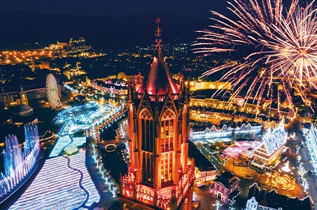 【JR鳥取駅発着】＜イス席・メルキュール＞大相撲十一月九州場所とハウステンボスヨーロッパ（2泊目）3日間　相撲はイス席！1泊目はメルキュール佐渡唐津リゾートに宿泊1