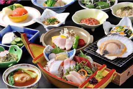 【土浦駅・水戸駅・勝田駅・日立駅発】 往復特急ひたち（土浦駅～仙台駅間）指定席で行く！気仙沼大島 島内に泊まる！陸中海岸グルメと三陸鉄道  北上展勝地の桜・世界遺産中尊寺 絶景紀行 2日間