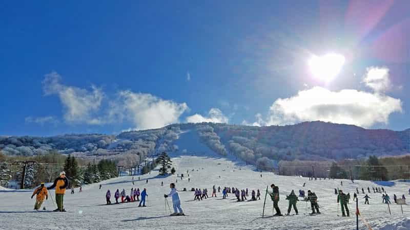 夜発バス/志賀レークホテル（中央部エリア）・2泊リフト券付（利用日数選択）3