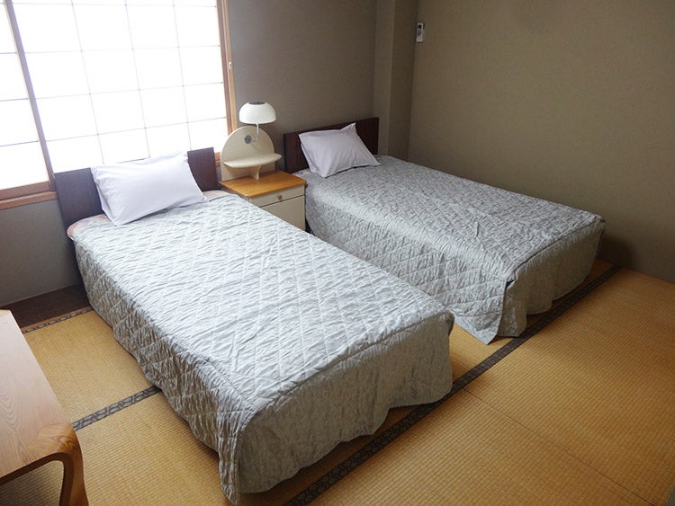 夜発バス/ホテルプランタン（北志賀小丸山）・1泊リフト券付（利用日数選択）2