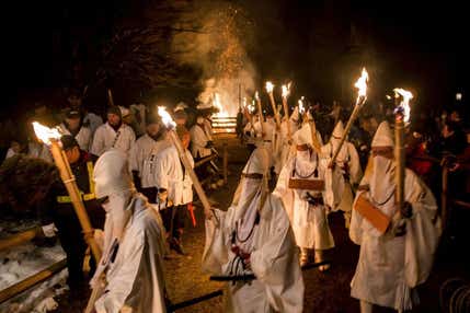 若狭神宮寺のお水送り・福井県の一宮三社巡りバスツアー（気比神宮、若狭彦神社、若狭姫神社）